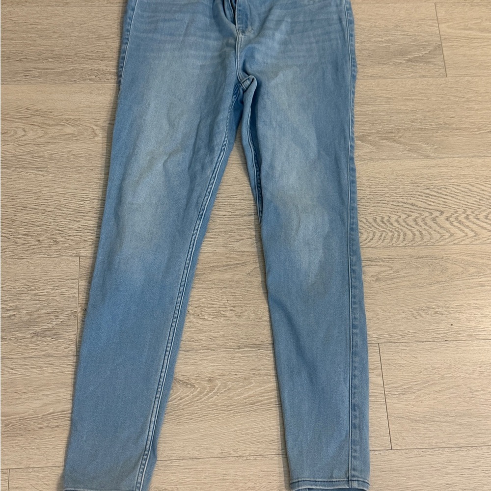 Abercrombie Women's Light Blue Jeans